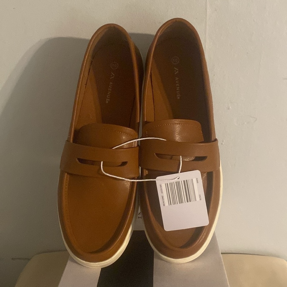 Loafers - Picture 3 of 8